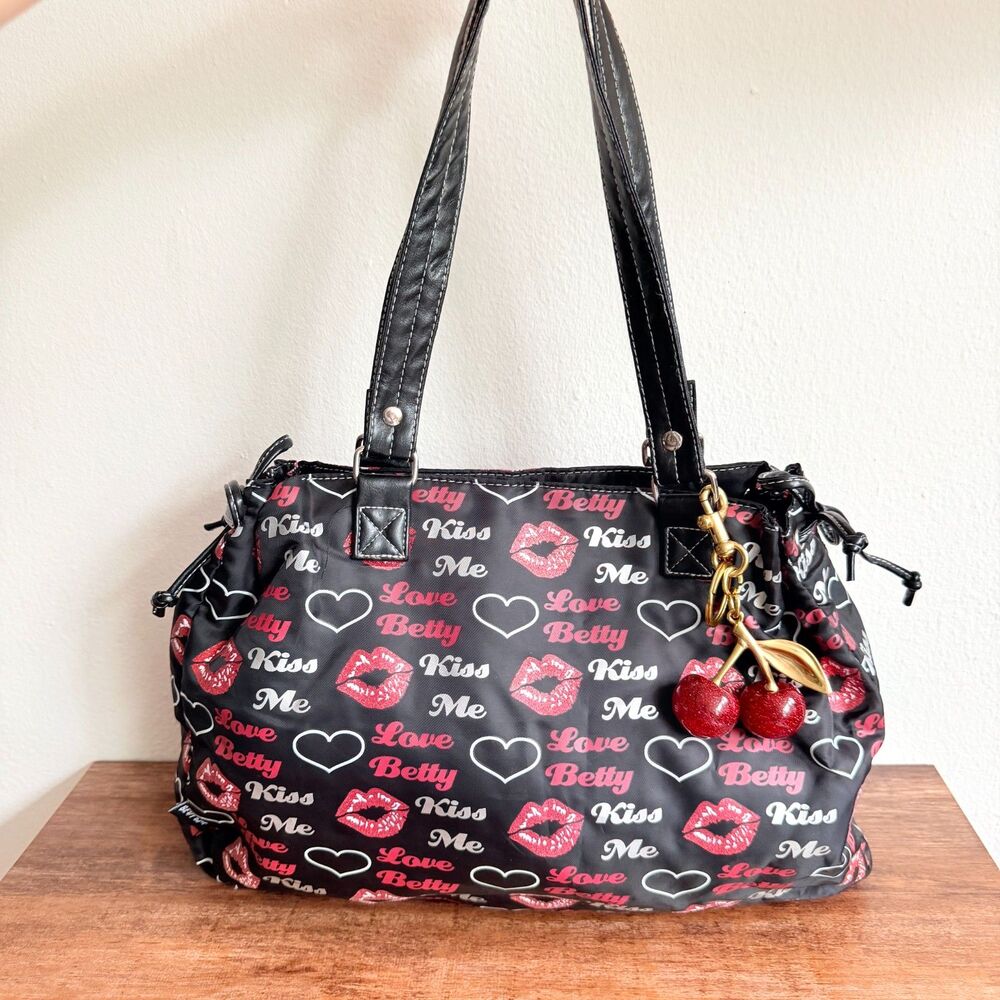 Y2K Betty Boop Kiss Me Shoulder Bag Black Pink Lips Hearts Soho Style Purse